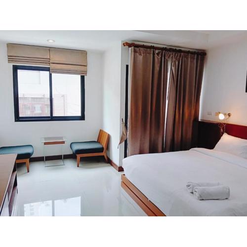 Yon INN Sukhumvit 4- BTS Nana