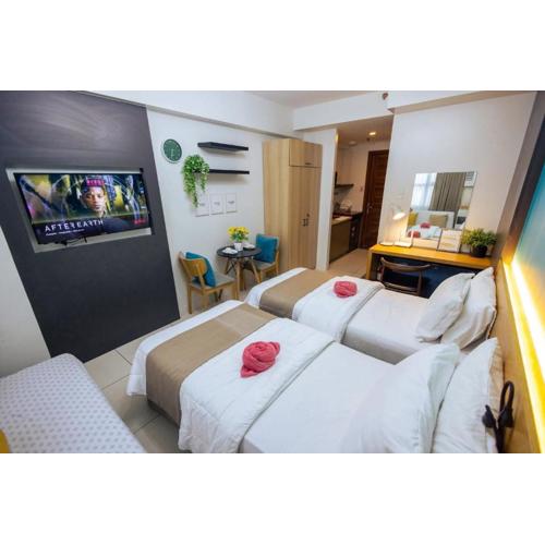 Young's Haven - Horizons 101 Condominium