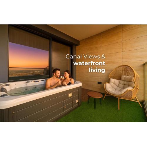 Your Private Jacuzzi on a High Floor Studio