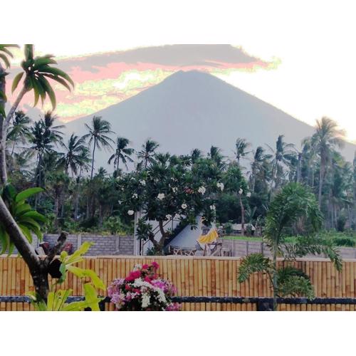 YuraAmed Villa mountain view