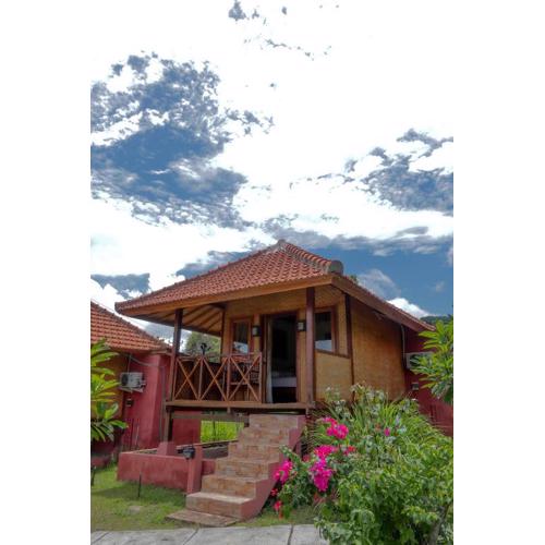 Yut's Inn Flower Paradise Gili Gede