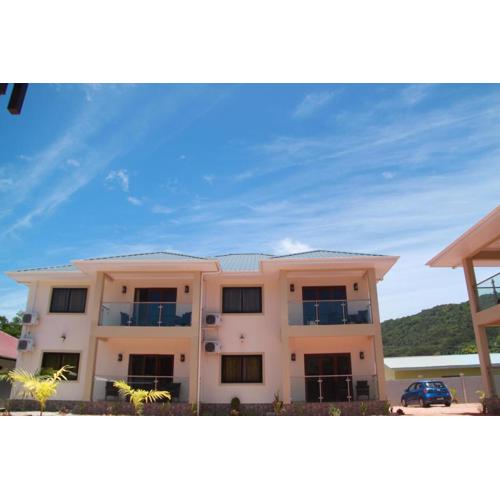 Yvon's Tropical Villa