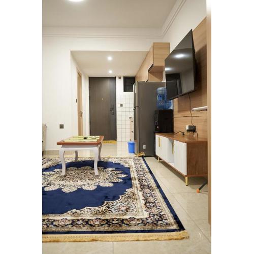 Zara Serene Stays-The Loftel