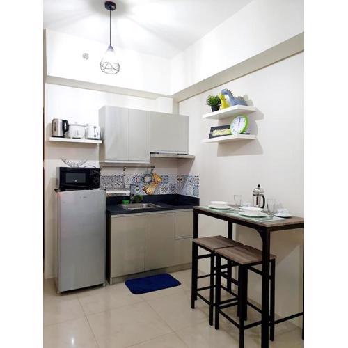 Zeke Suite At Beacon Tower Amorsolo unit 2330