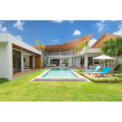 Zenithy Morden Pool and Garden Villa near Bangtao Beach