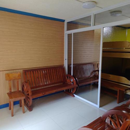 Zenmist Properties- Backpackers Haven