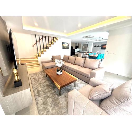 Zensiri Stylish Brand New Pool Villa
