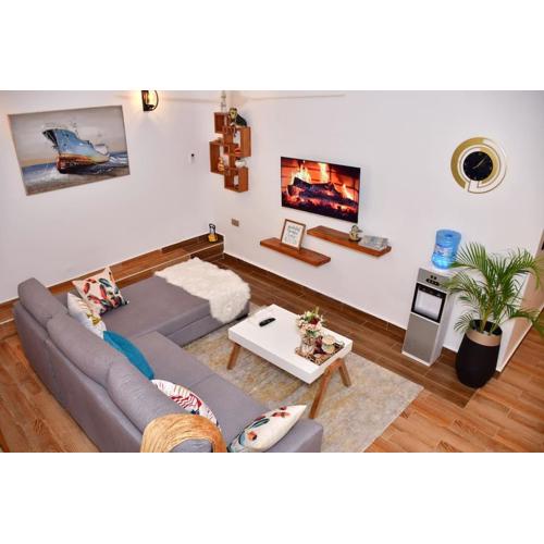 Zuri Luxe 2BR apartment- Silversands Beach Malindi