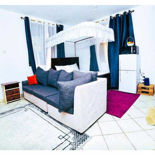 Zuru-KeyLeafy by Zuruhomes